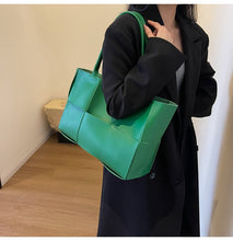 AnBeck „Classy beauty“ Shopper/Schultertasche (2 Farboptionen)