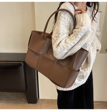 AnBeck „Classy beauty“ Shopper/Schultertasche (2 Farboptionen)